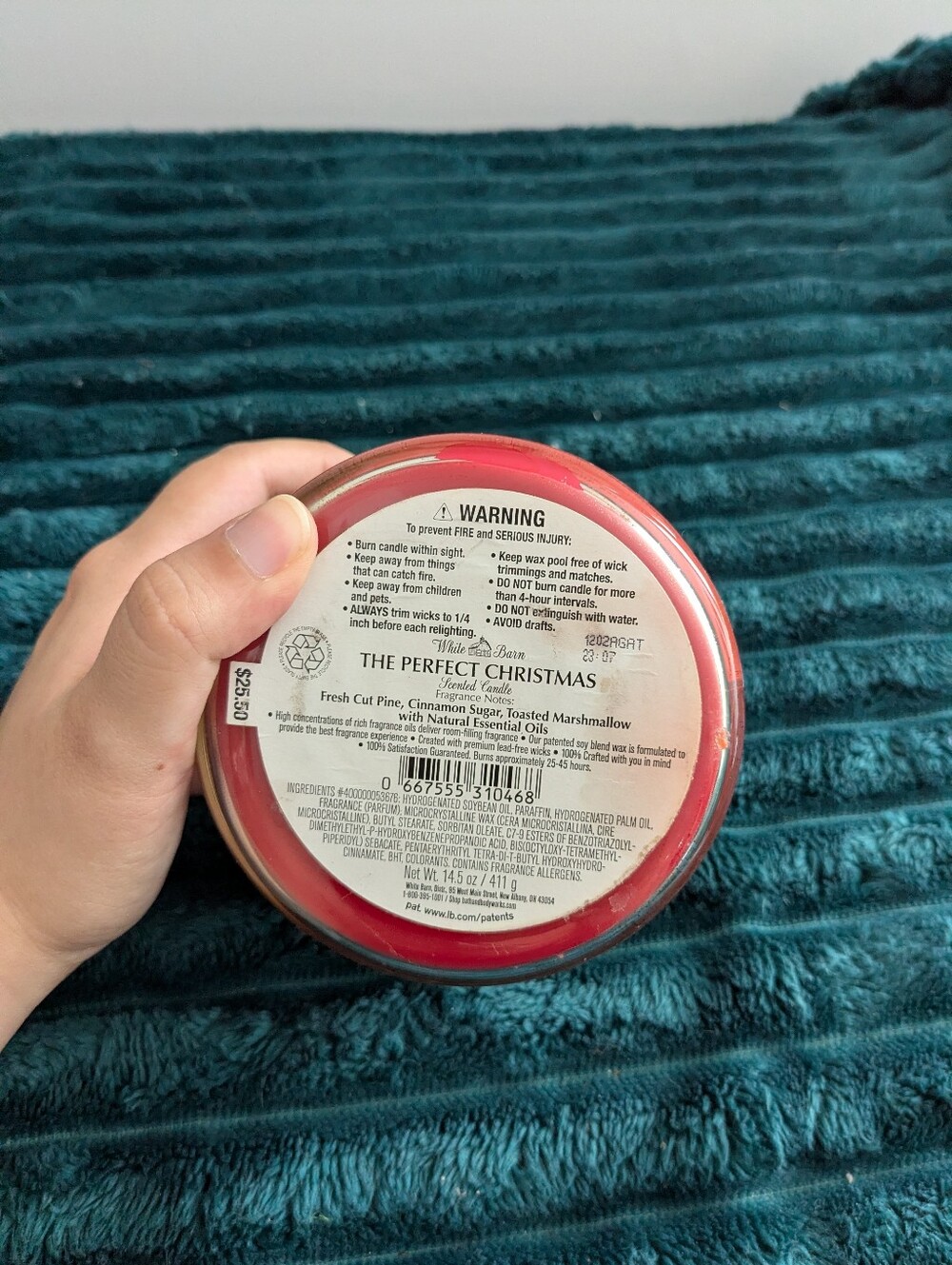 White Barn Perfect Christmas 3 Wick Candle - Picture 3 of 4